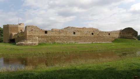 Kazimierzowski Castle