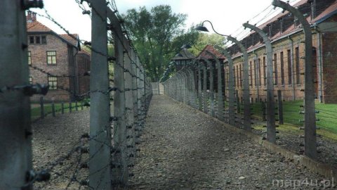 Auschwitz-Birkenau  obóz koncentracyjny — zdjęcie 6