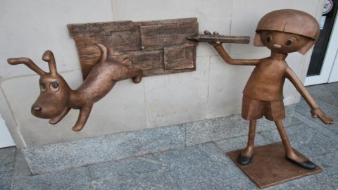 Rzeźba Zaczarowany Ołówek