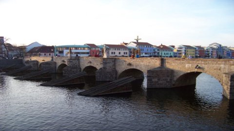 Písek Stone Bridge