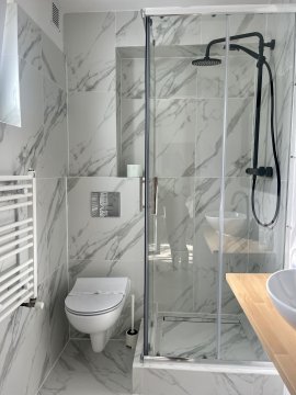 Pokoje gościnne i apartamenty ULA