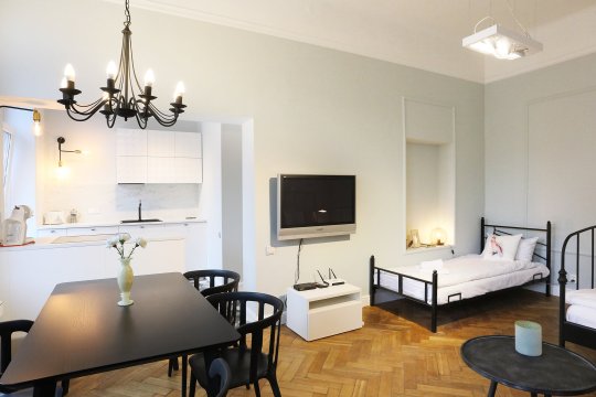 Faust Apartment
