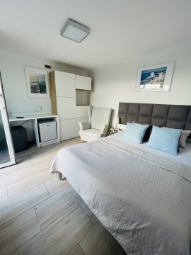 Pokoje gościnne i apartamenty ULA