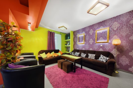 MOON HOSTEL NEW