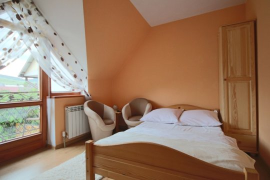 Wynajem pokoi Natalia Starowicz noclegi pod Trzema Koronami