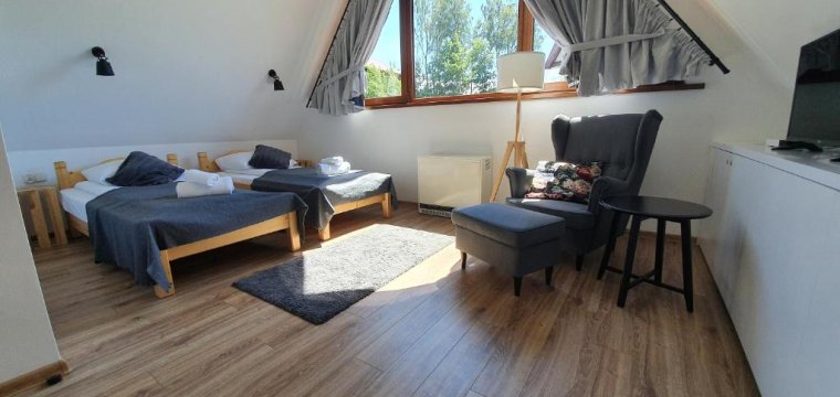 Górska Chata pod wyciągiem Remiaszów nr IX ski bus pod domkami