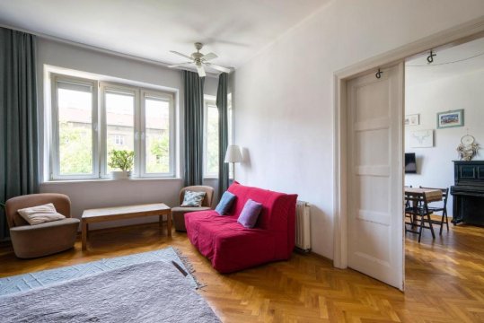 Tenement Apartment 90m2 City Center