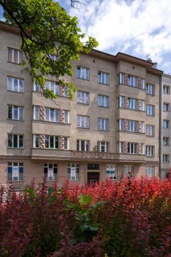 Tenement Apartment 90m2 City Center