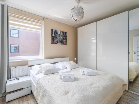 Bliżej Morza 56 z prywatnym garażem i rowerami w cenie