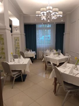 Apartament Cesarski Agnes z oddzielną sypialnią, parking