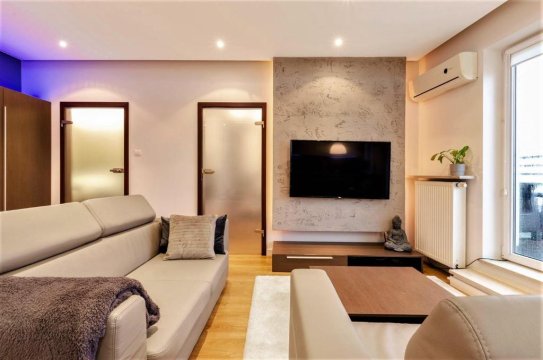 LupoApartments Królewska z Klimatyzacją Penthouse Mandoria Parking Dostęp na Kod