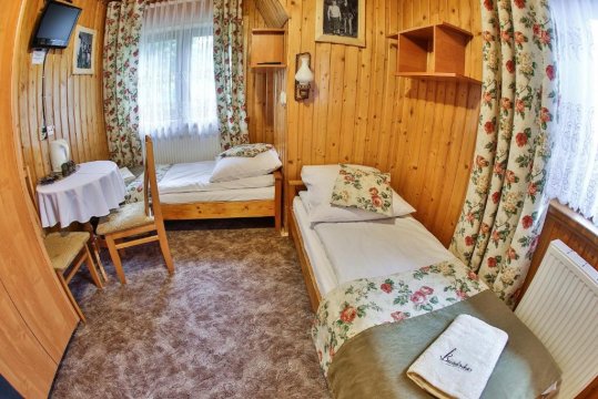 Buńdówka- Pokoje Gościnne - Zniżki na Termy - Stoki narciarskie - Śniadania