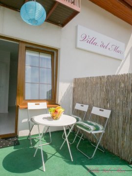 Villa del Mar. Pokoje w willi z zielonym ogrodem, grillem i placem zabaw