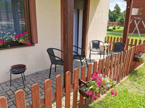 Okno na Śnieżkę, Apartament z 2 Łazienkami, tarasem, ogrodem, parkingiem i pięknym widokiem