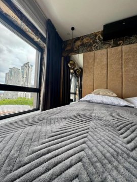 Luksusowy penthouse z jacuzzi i widokiem na morze