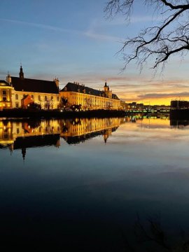 Apartment z kominkiem w sercu Wrocławia