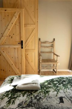 Punkt Kościelisko, dom górski 800 m od doliny Kościeliskiej