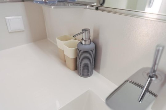 Apartament z widokiem na morze z aneksem kuchennym i basenem Ultra MARINE