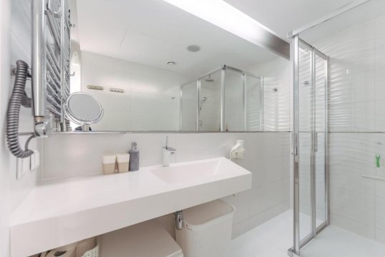 Apartament z widokiem na morze z aneksem kuchennym i basenem Ultra MARINE