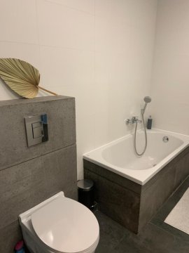 Apartament w Gdańsku Brzeźnie ,blisko plaży ,darmowe miejsce parkingowe ,taras