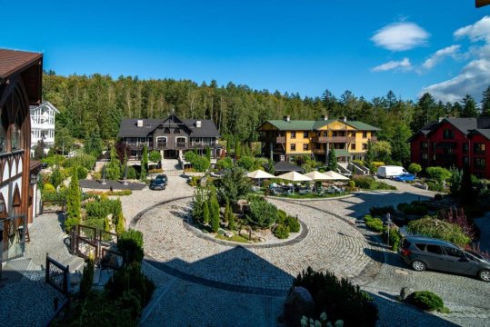 Dolina Wikingów 2-poziomowy apartament w Norweskiej Dolinie z dwoma balkonami i dostępem do strefy Wellness