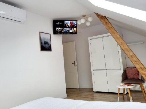 APART KARKONOSZE - Klimatyzowany Apartament Charlotte Karpacz na deptaku z parkingiem w cenie