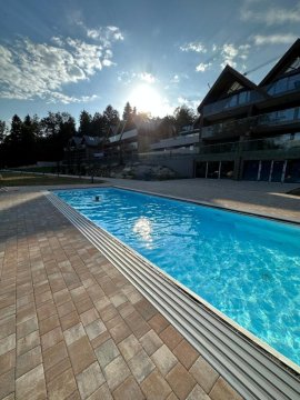 Kras-Resort Apartament 301 i 303 z widokiem na góry, prywatnym jacuzzi na tarasie i sauną