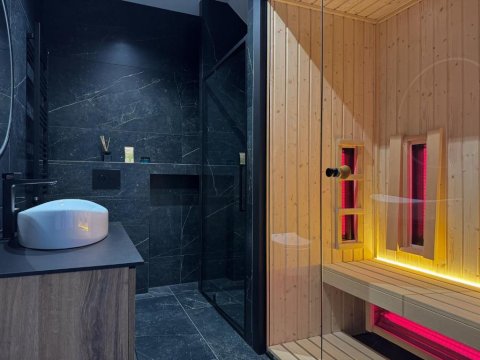 Kras-Resort Apartament 301 i 303 z widokiem na góry, prywatnym jacuzzi na tarasie i sauną