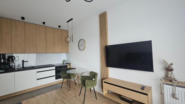 Sky Apart W21 Atlas Arena