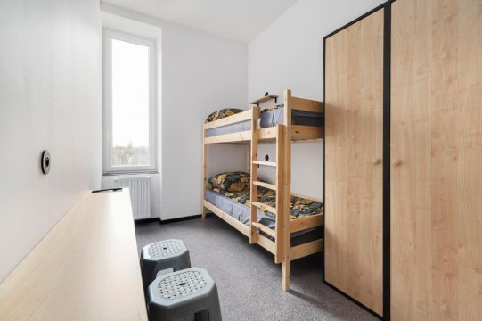 Najtańsze noclegi Piłsudskiego 93