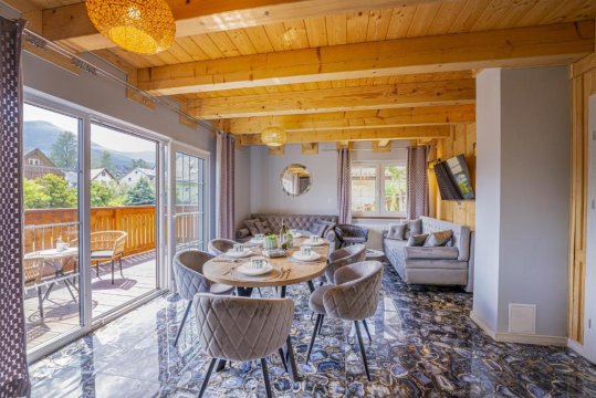 Szafranowe Wzgórze I-Dom z parkingiem, Sauna, zew Jacuzzi