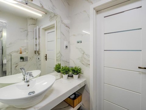 Apartament Królewski w centrum Nad Łomnicą 15