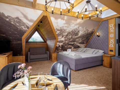 Apartamenty Małe Ciche z jacuzzi ogrodowym, widokiem na TATRY i SKY WALK