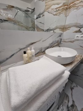 Apartament Business & Living No 91 Nad Zalewem w Cedzynie, hala garażowa