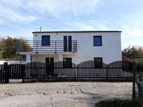 Pokoje nad Odrą Wały