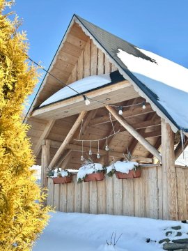 Pocztówka Z Mizernej, Drewniane domki z sielskim klimatem, Pieniny, Gorce, Jezioro Czorsztyńskie
