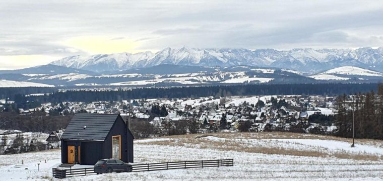 PrzyStań nad Listepką domek nowoczesna stodoła z widokiem na Tatry, Gorce i Pieniny