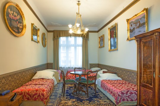 Metropolitan Apartments