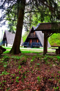 Leśny Dwór | Rudawski Park Krajobrazowy | Drewniane Chaty | W sercu lasu 