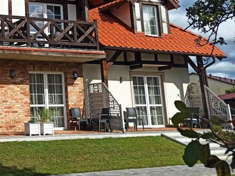 Willa Ultima - Apartamenty i pokoje (7+)