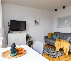 SuperApart Żelazna 83/85 