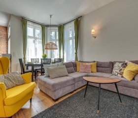Lion Apartments - Scandi II