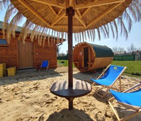 Plażowy apartament z widokiem na góry idealny do wypoczynku w spokojnej okolicy