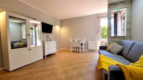 Apartament b589833302