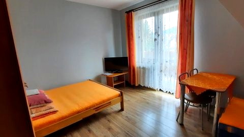 Pokój 3 osobowy z balkonem, 2 piętro