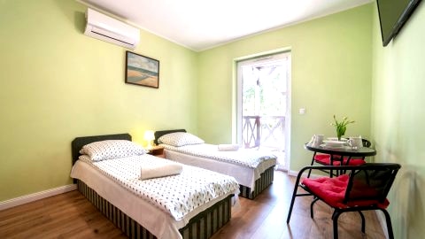 Pokój Dwuosobowy z balkonem (1) i15