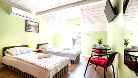 Pokój Dwuosobowy z balkonem (4) i27