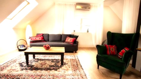 Studio b664639801