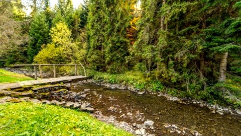 Domek na wyłączność z balią i kominkiem w Gorcach, blisko szlaków