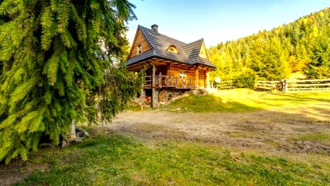 Domek na wyłączność z balią i kominkiem w Gorcach, blisko szlaków